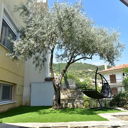 Alpha Delta Pool 아파트 *