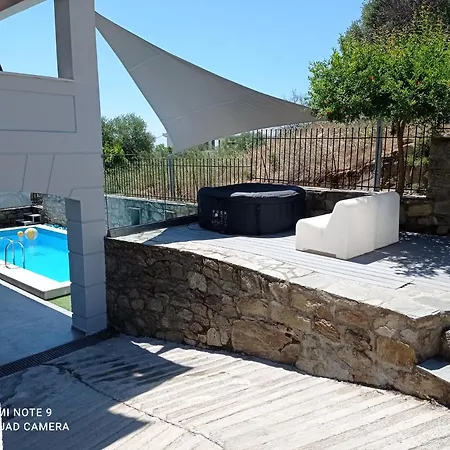 아파트 Alpha Delta Pool *