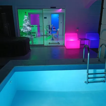 아파트 Alpha Delta Pool PalaiónTsiflíkion