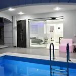 Alpha Delta Pool Apartment Palaiontsiflikion