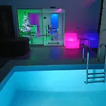 Apartment Alpha Delta Pool Palaiontsiflikion