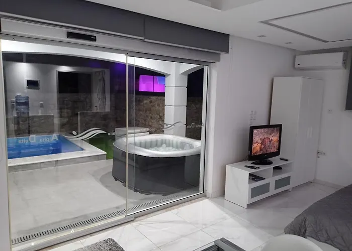 Alpha Delta Pool Apartament *