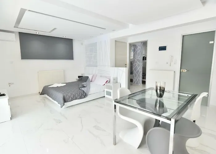 Alpha Delta Pool Apartament *